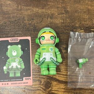 Popmart Molly Series 3 Good Luck Bear 🍀